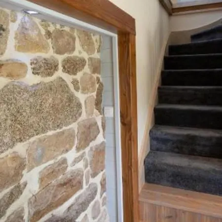 Retreat With 4 Spacious Bedrooms Bulat-Pestivien